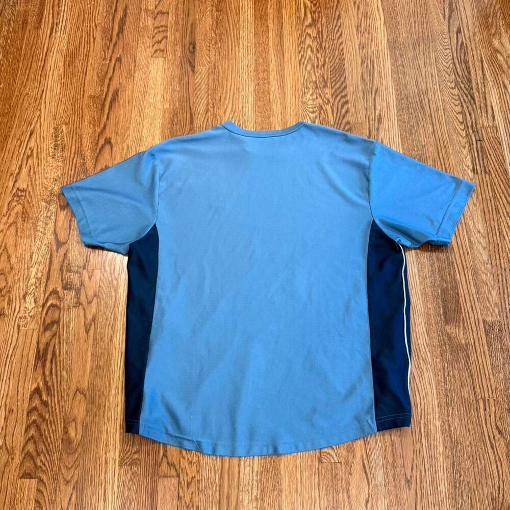 Vintage Men’s Nike Dri Fit Blue Tee with Dark Sides Size XL - Picture 2 of 6